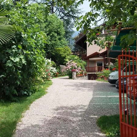 Nora S 3 - Panoramic Terrace & Bio Garden Apartman